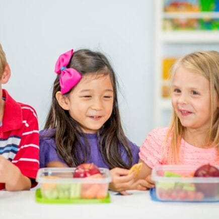 Tips Memilih Snek Sihat untuk Kanak-Kanak